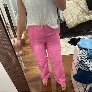 Pink cargo style pants with pockets